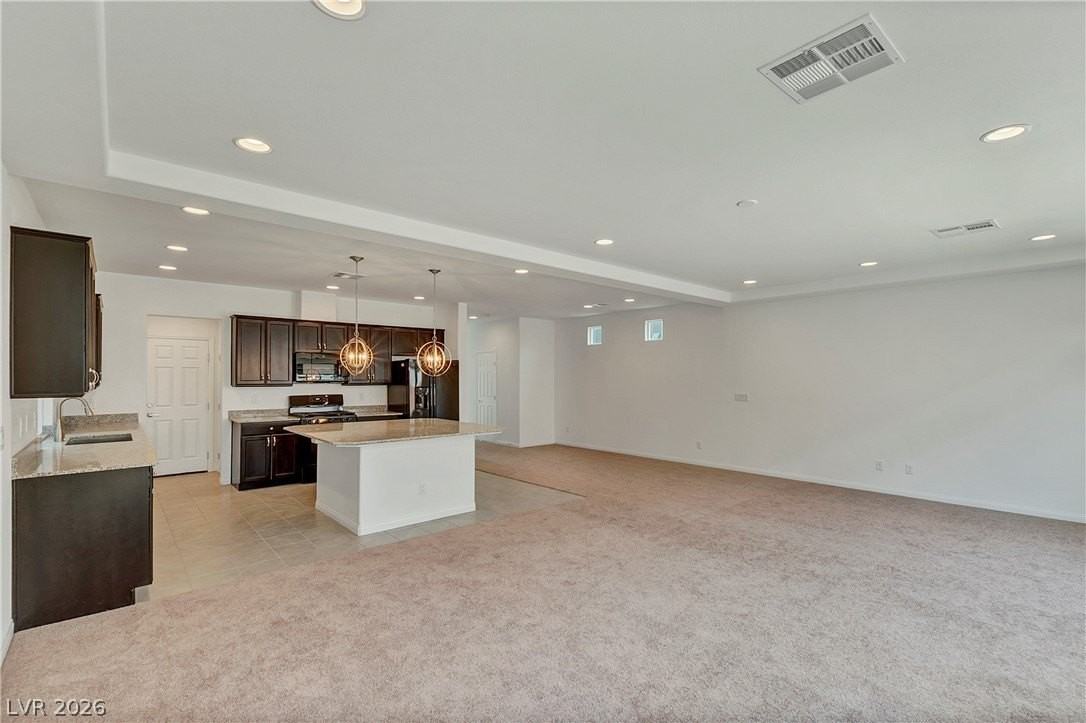 7056 Steele Canyon St - Photo 6 of 20