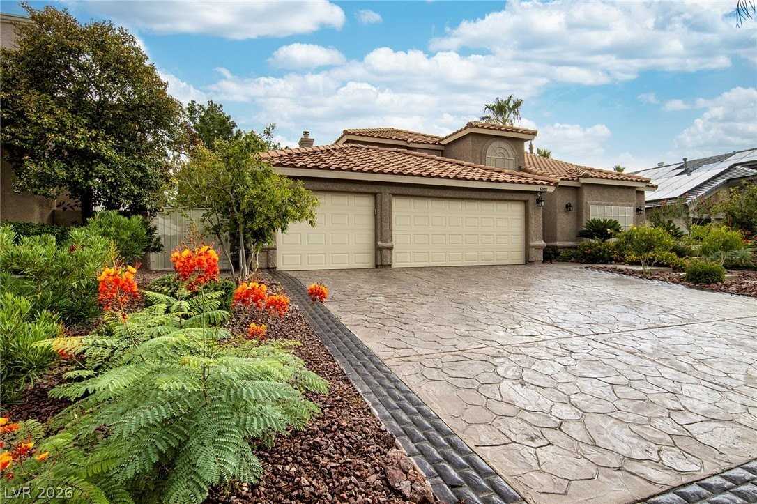 5205 Sandy Cactus Ln - Photo 3 of 37
