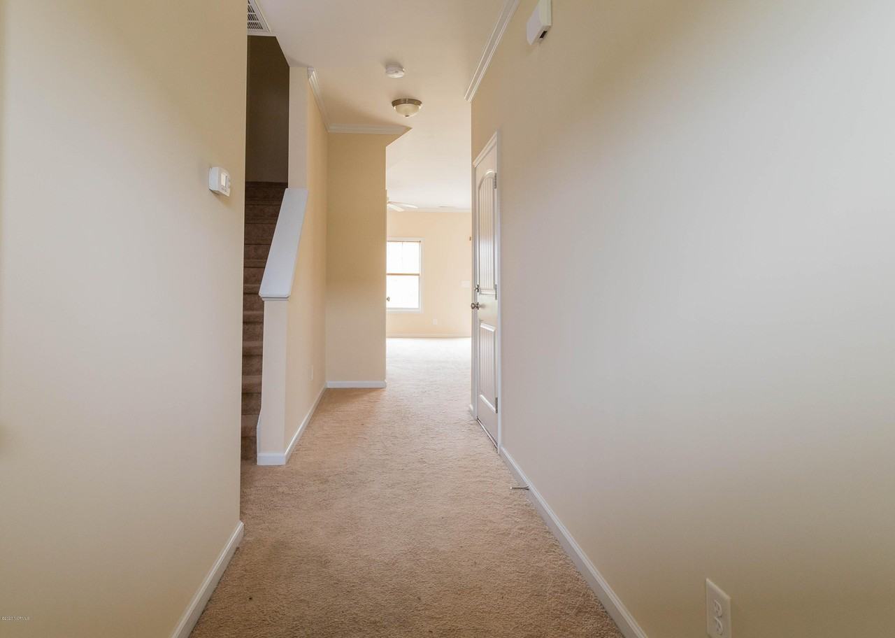 305 Winstead Loop Rd - Photo 2 of 24