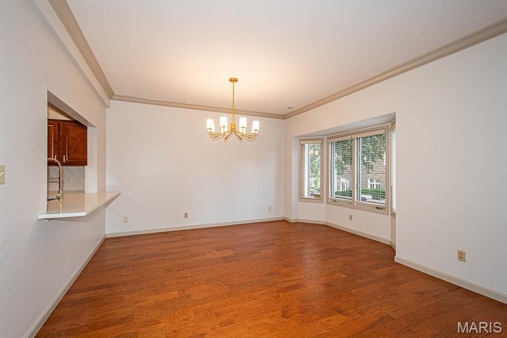 4444 Lindell Blvd #7 - Photo 5 of 47
