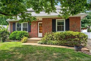 featured image of 945 Liggett Ave