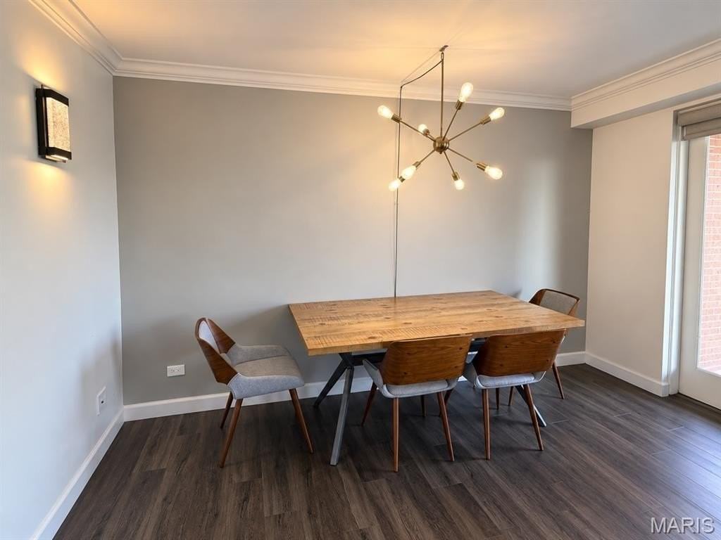 4466 W Pine Blvd #8D - Photo 4 of 24