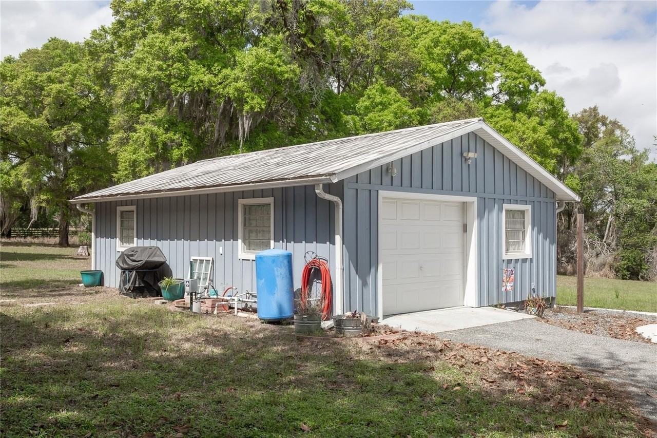 1905 Myrtle Lake Ave - Photo 4 of 25