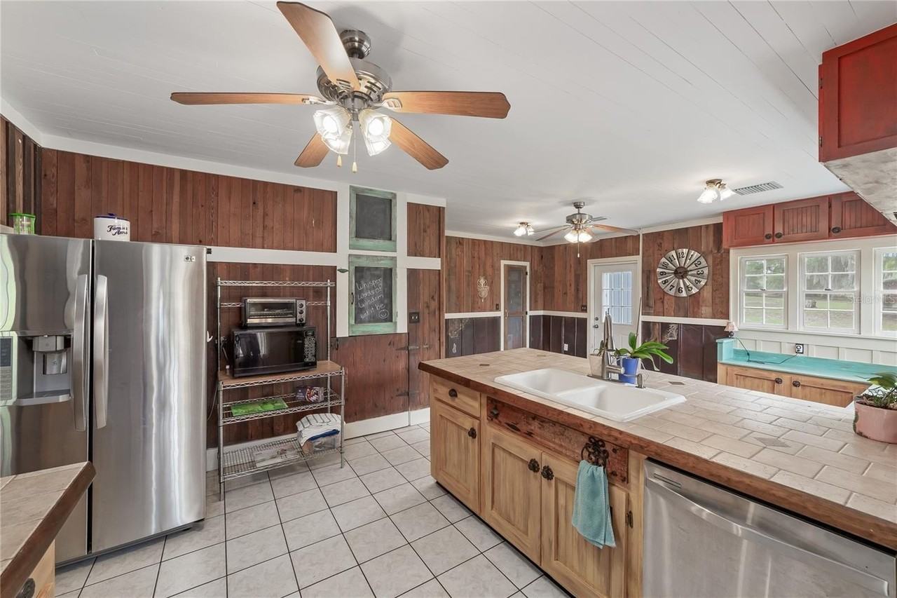 1905 Myrtle Lake Ave - Photo 6 of 25