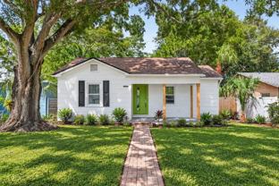 4645 Iris St N - Photo 1 of 1