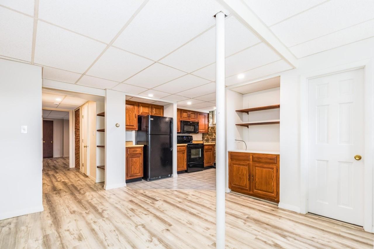 145 Middle St - Photo 7 of 29