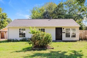 featured image of 4724 Granada Dr