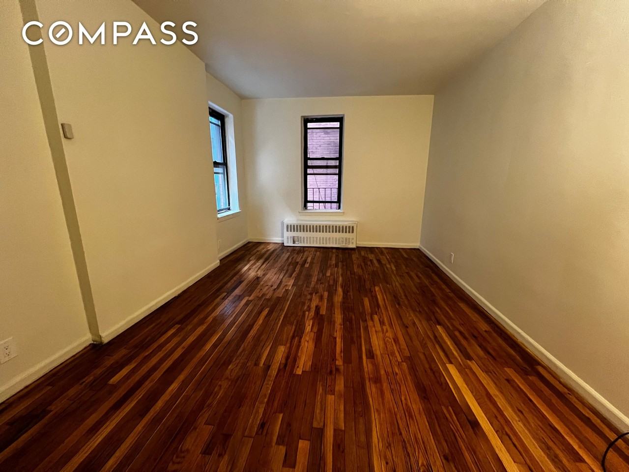 153 E 43rd St #5D - Photo 3 of 6