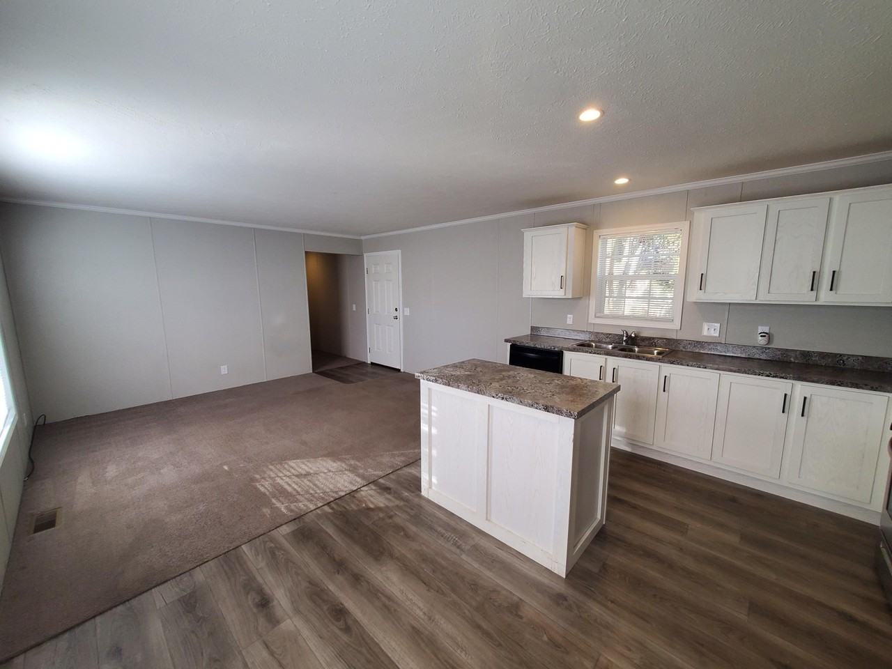36 Canary Hill Dr #293 - Photo 6 of 12
