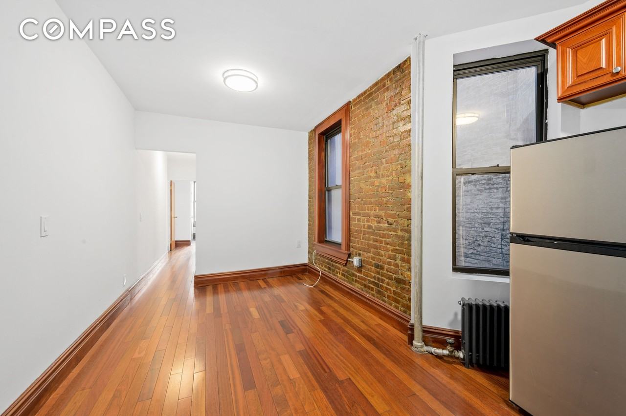 144 W 109th St #1E - Photo 5 of 6