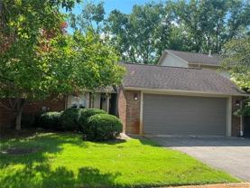 5529 Walnut Cir W - Photo 1 of 1