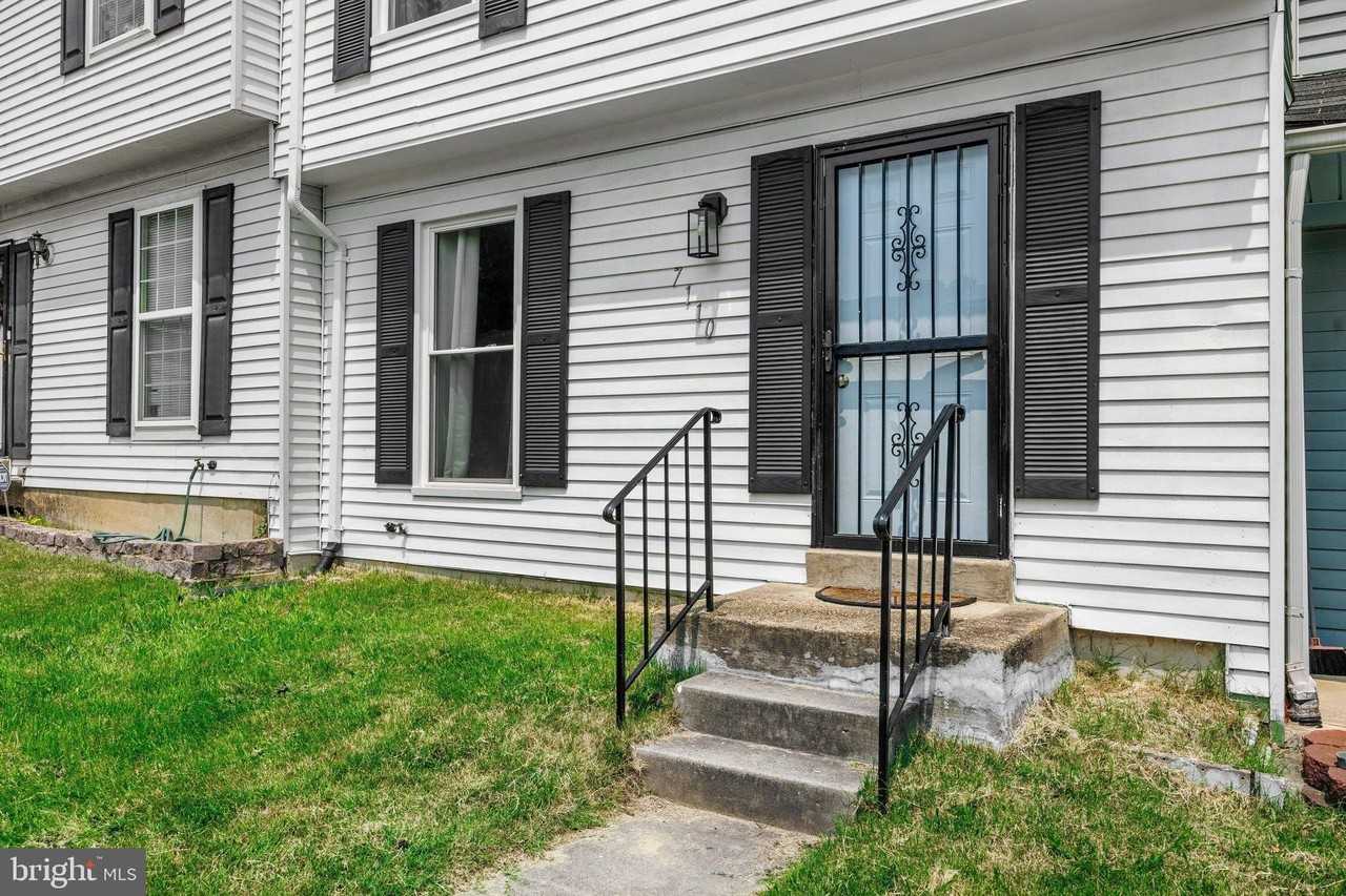 7110 Marbury Ct - Photo 3 of 44