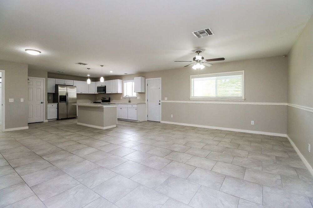 452 S Higo Cir - Photo 3 of 16