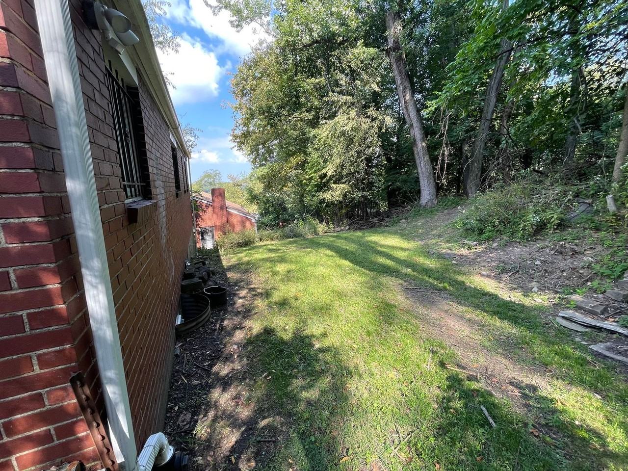 630 Dornbush St - Photo 2 of 27