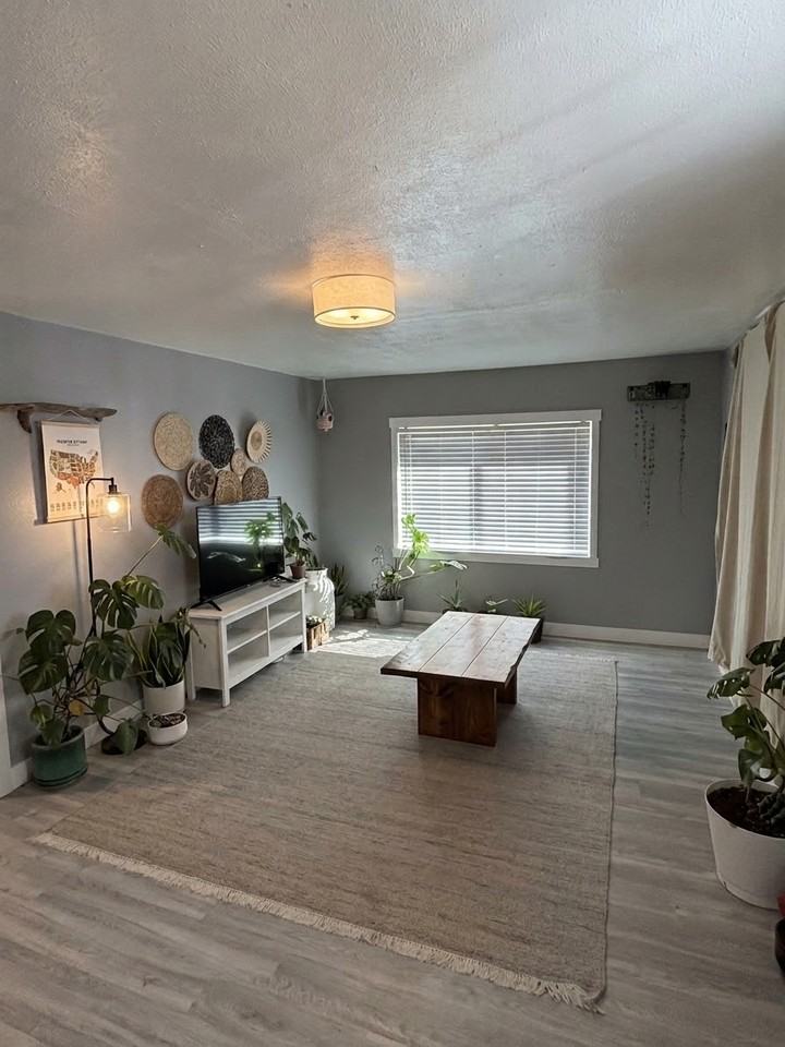 2518 Tennessee Dr #1 - Photo 4 of 14