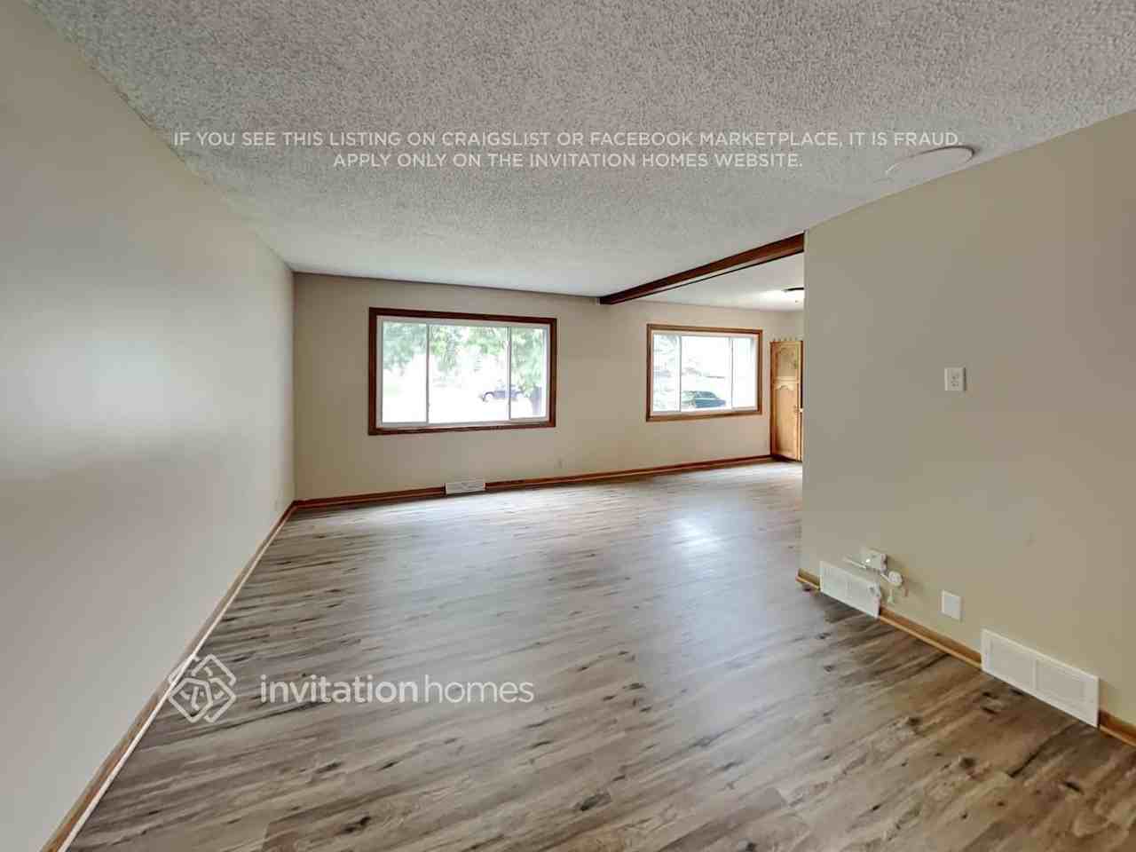 4224 Grimes Ave N - Photo 4 of 24