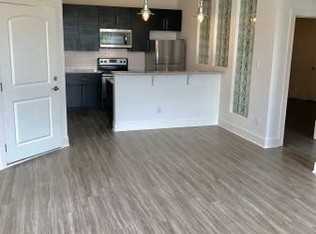 105 S Meadow St #A - Photo 3 of 6