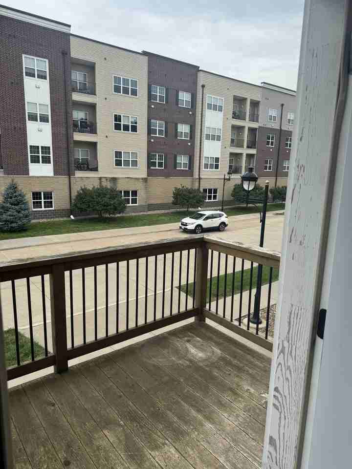 350 Clark Dr #3 - Photo 3 of 14