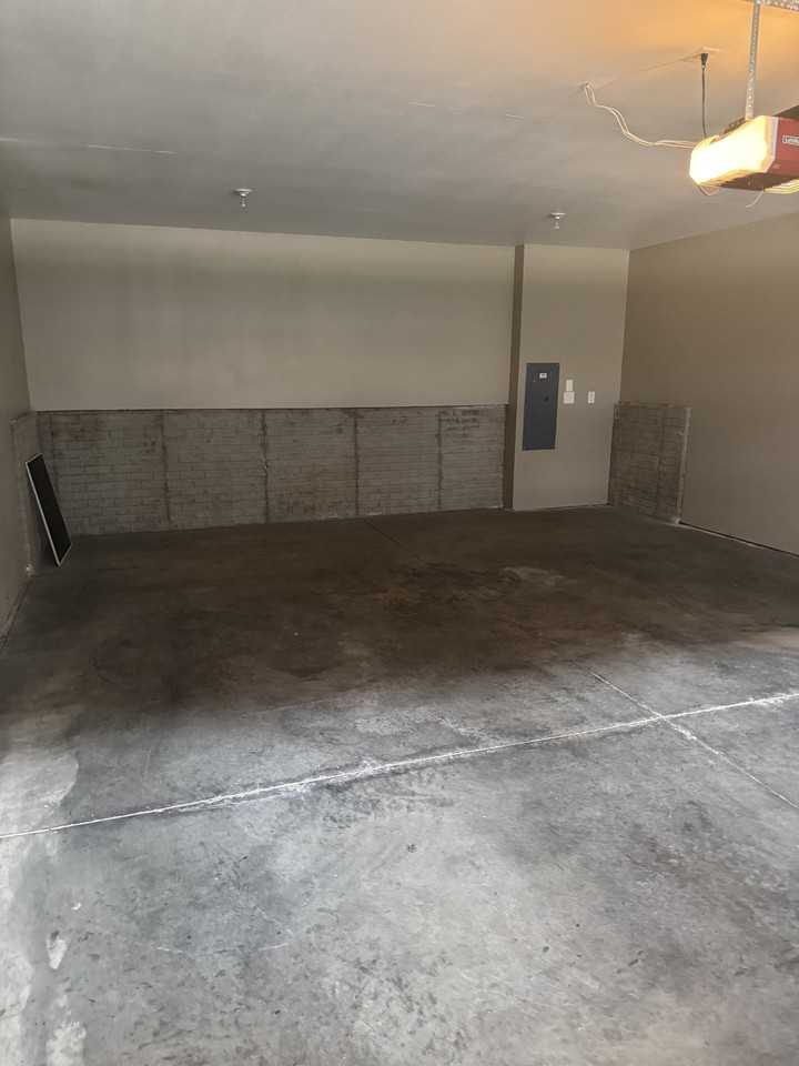 350 Clark Dr #3 - Photo 4 of 14