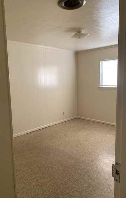 604 W Avenue E #F - Photo 4 of 9