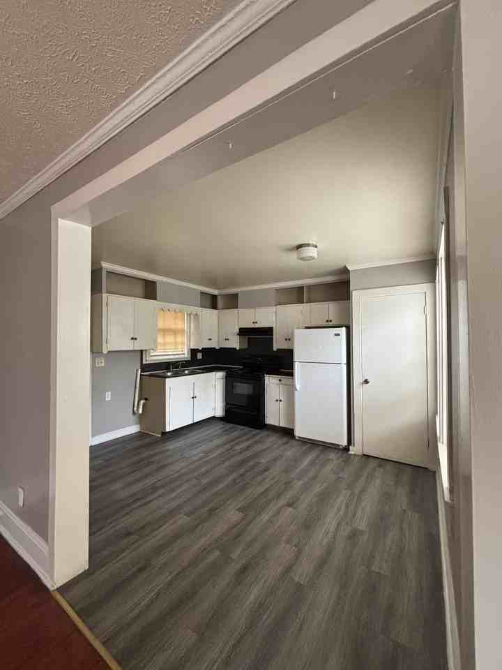 1527 - Photo 3 of 4