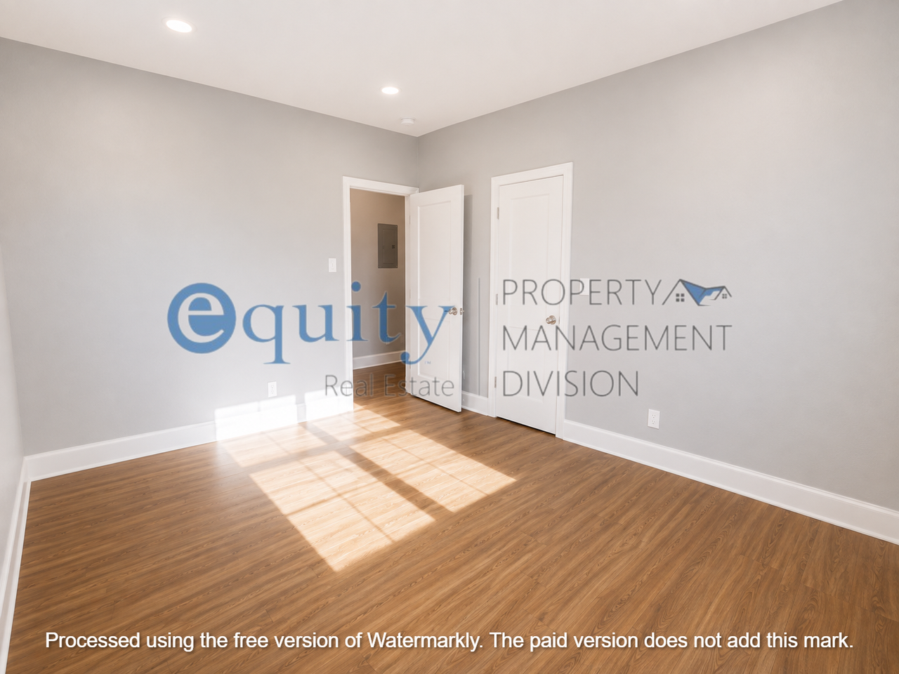 748 S St #A - Photo 3 of 18