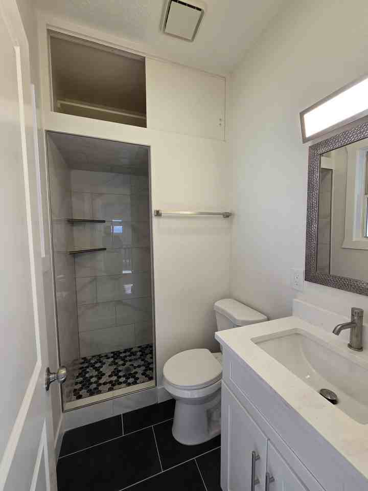 152 Northwest Street #A - Photo 5 of 17