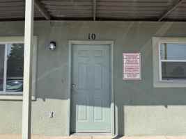 featured image of 8715 Independence Dr #10