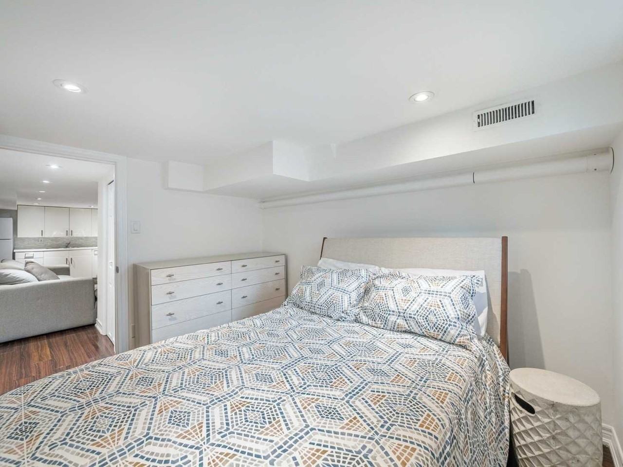 69 Amherst Avenue #B - Photo 4 of 8