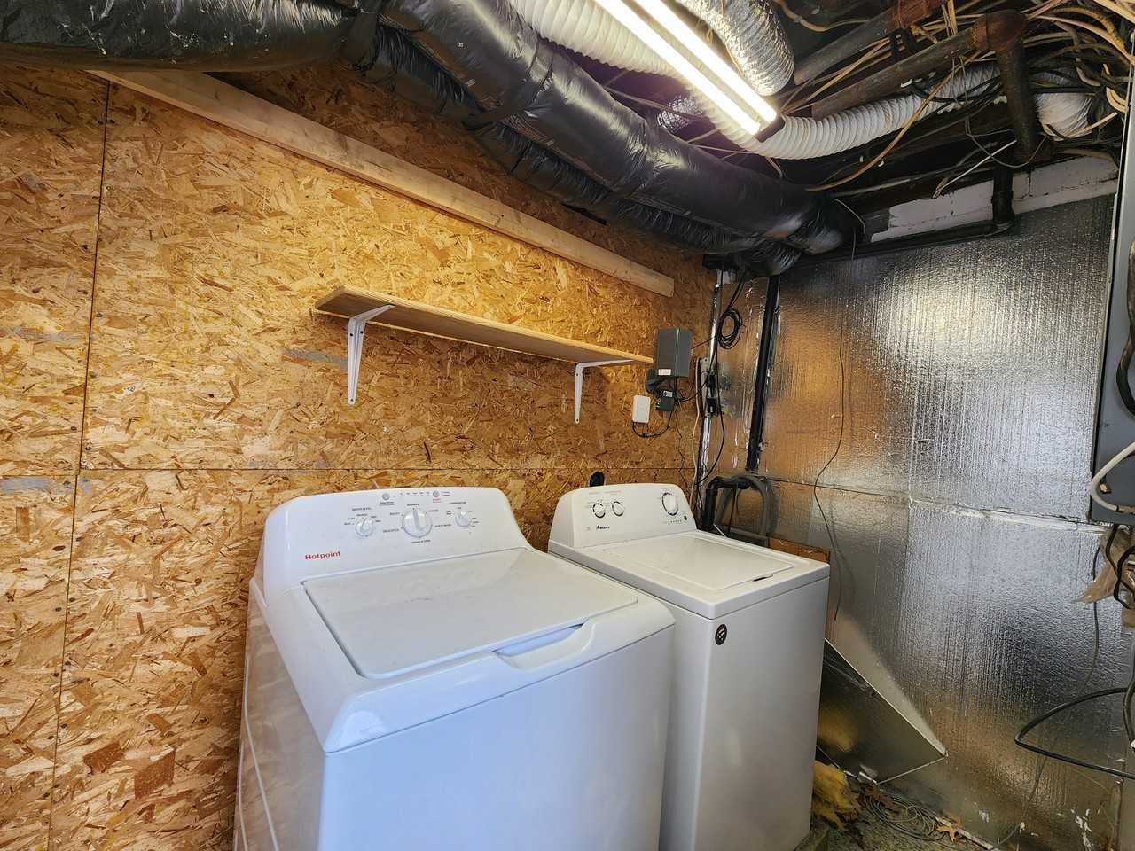 604 W Seerley Blvd #B - Photo 7 of 11