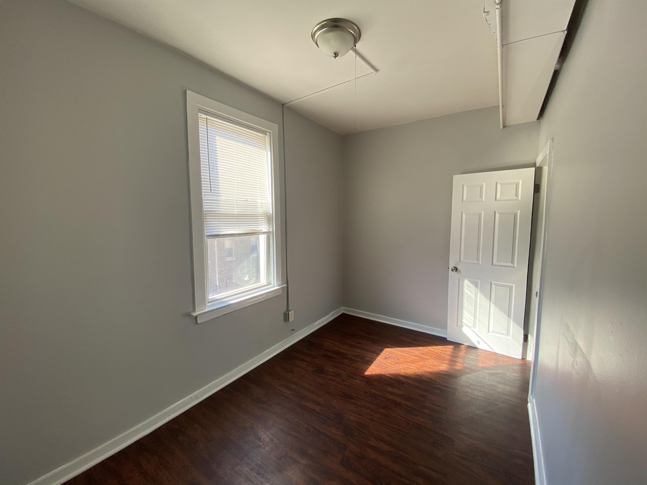 8401 S Muskegon Ave #2R - Photo 7 of 10