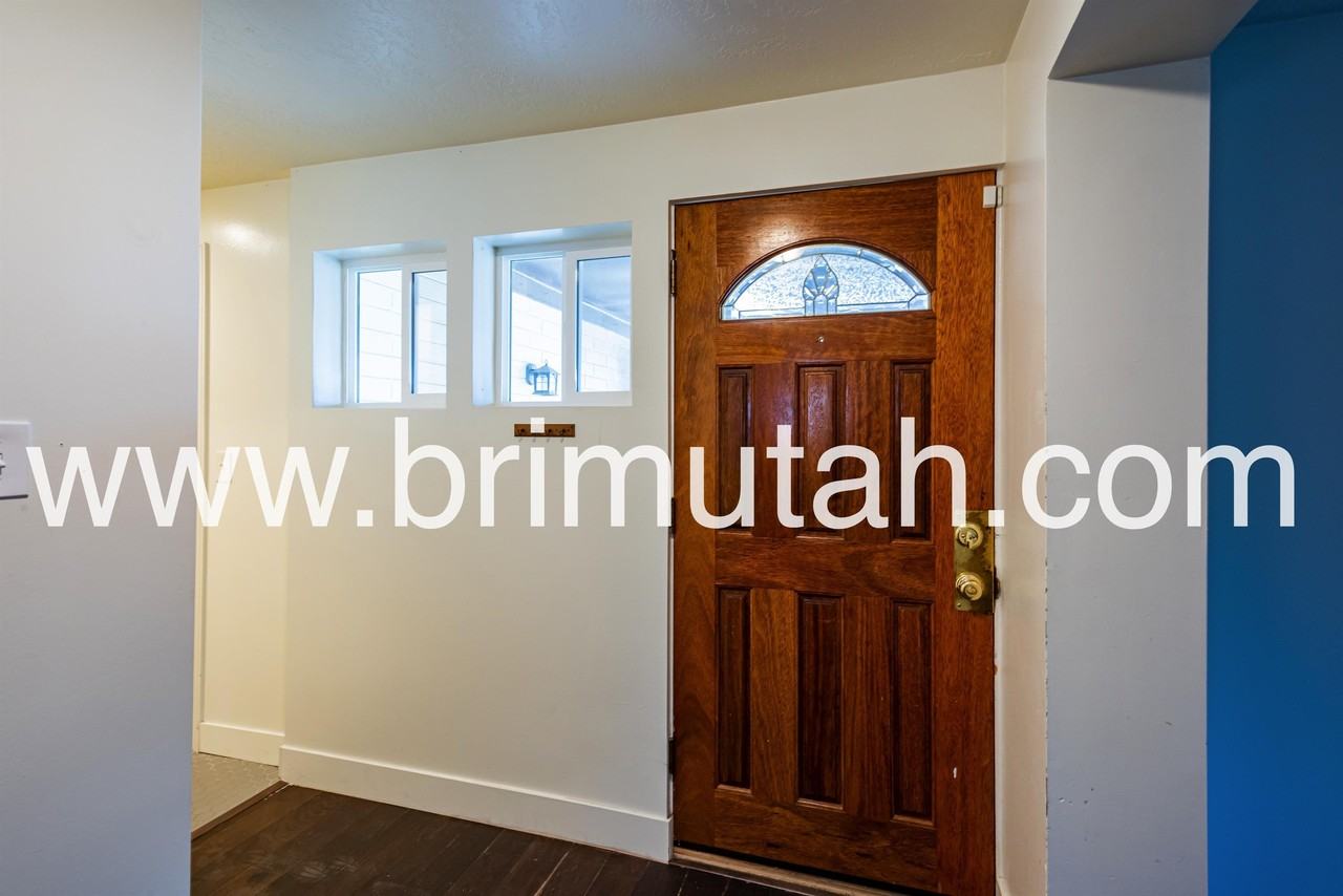 1313 E.S. - Photo 5 of 26
