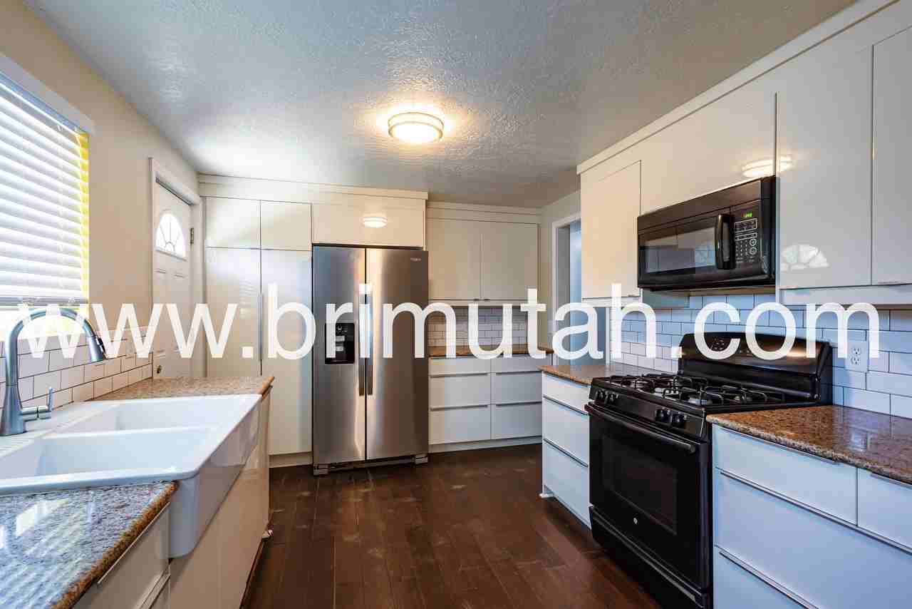 1313 E.S. - Photo 4 of 26