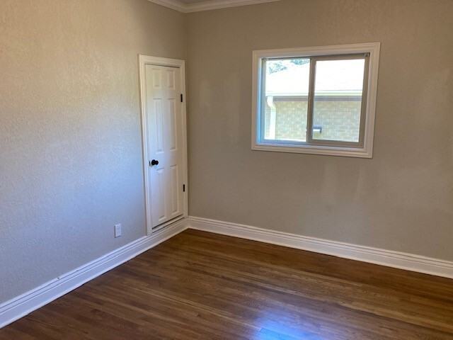 2801 Ash St - Photo 4 of 23