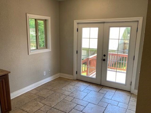 2801 Ash St - Photo 7 of 23