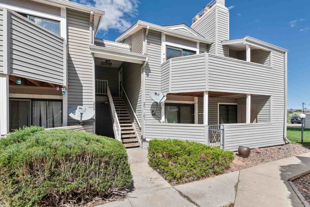 923 S Zeno Way #201