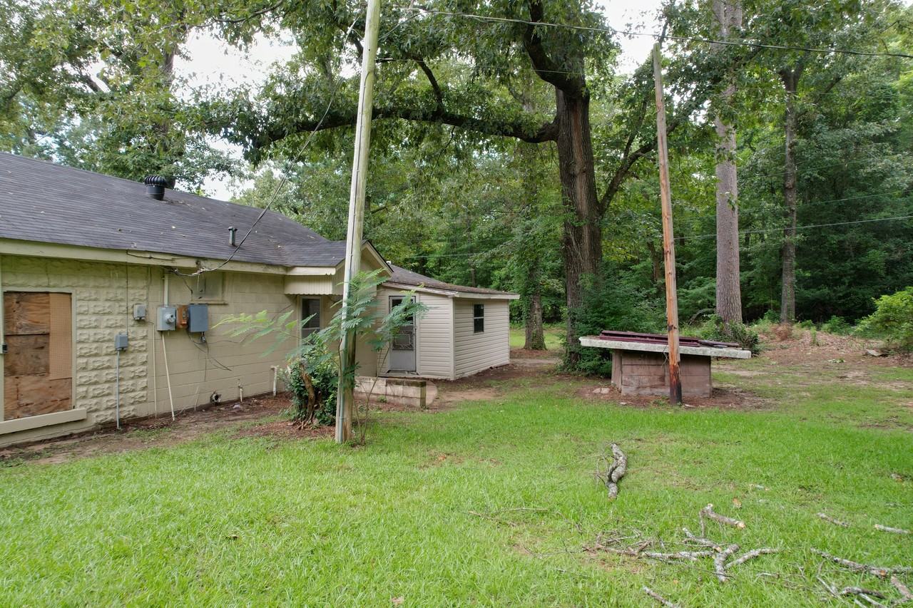 194 Ouachita Ave - Photo 5 of 30