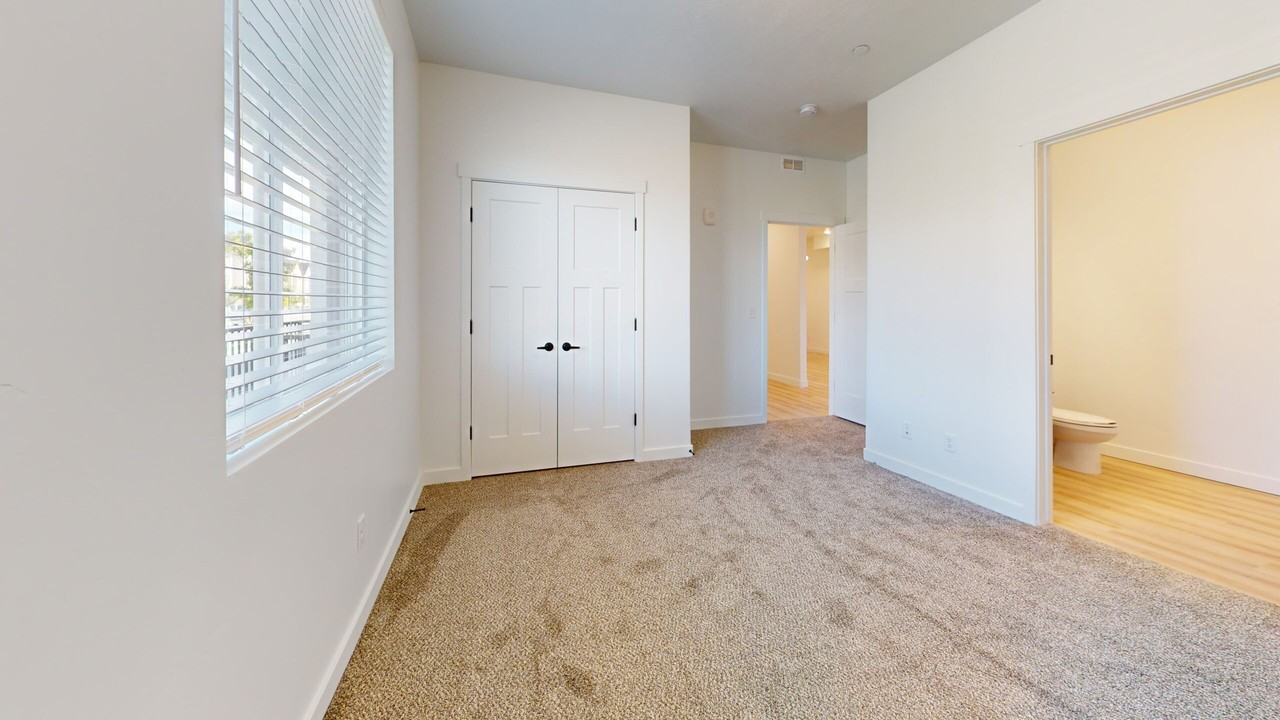 1141 Ws #203 - Photo 5 of 8