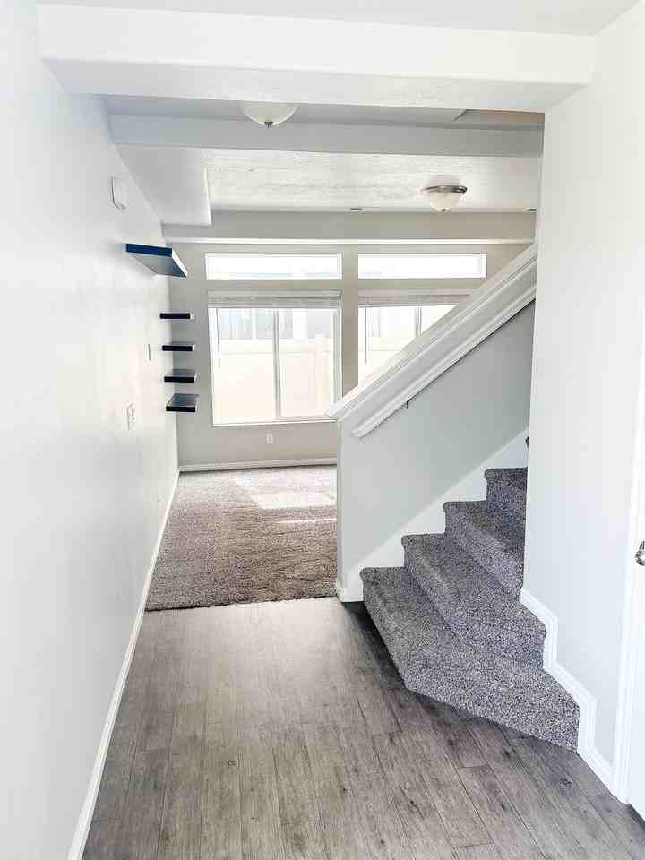 707 Eastsouth - Photo 2 of 30