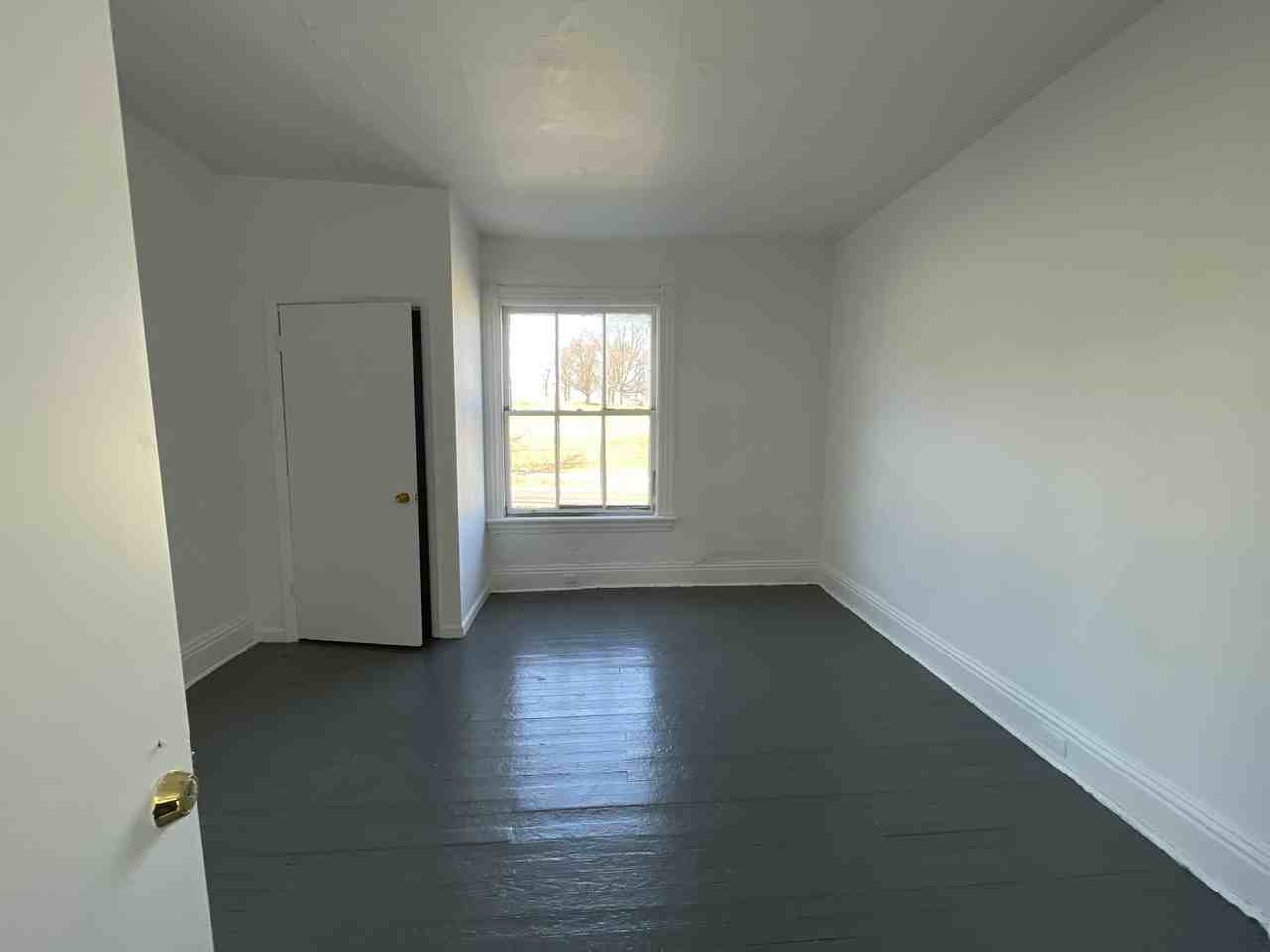 2200 Memorial Ave #A - Photo 4 of 7