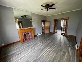 featured image of 423 S Fayette St