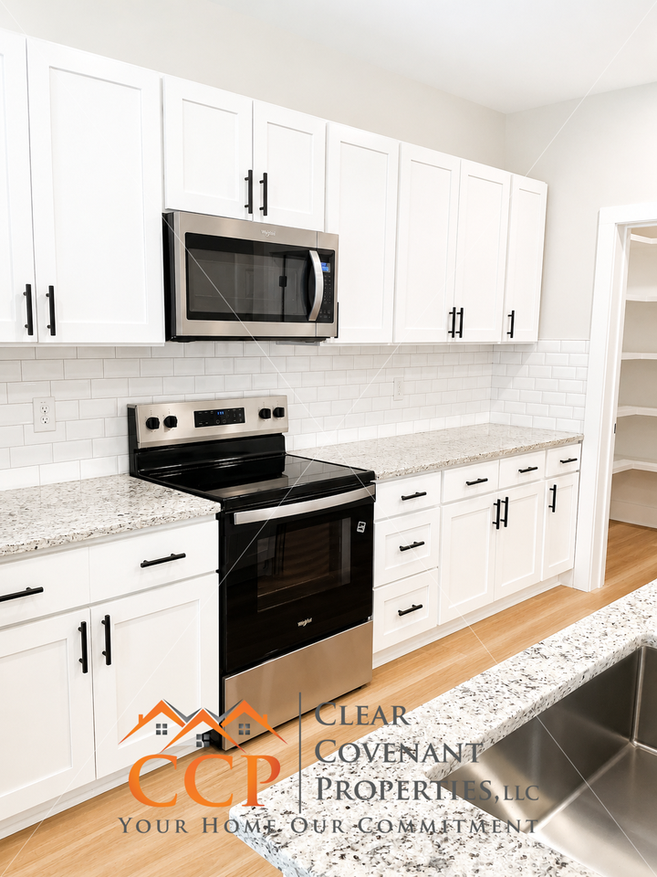 5797 Sledge St Unit B #B - Photo 5 of 18
