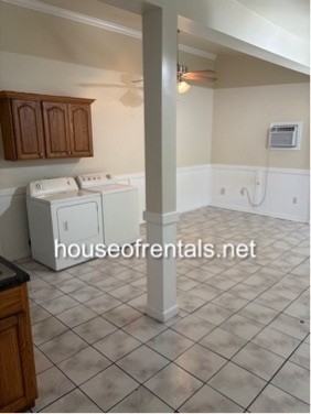 304 E College St - Photo 4 of 4