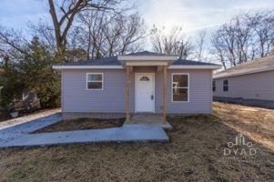 featured image of 121 Saint George Ave