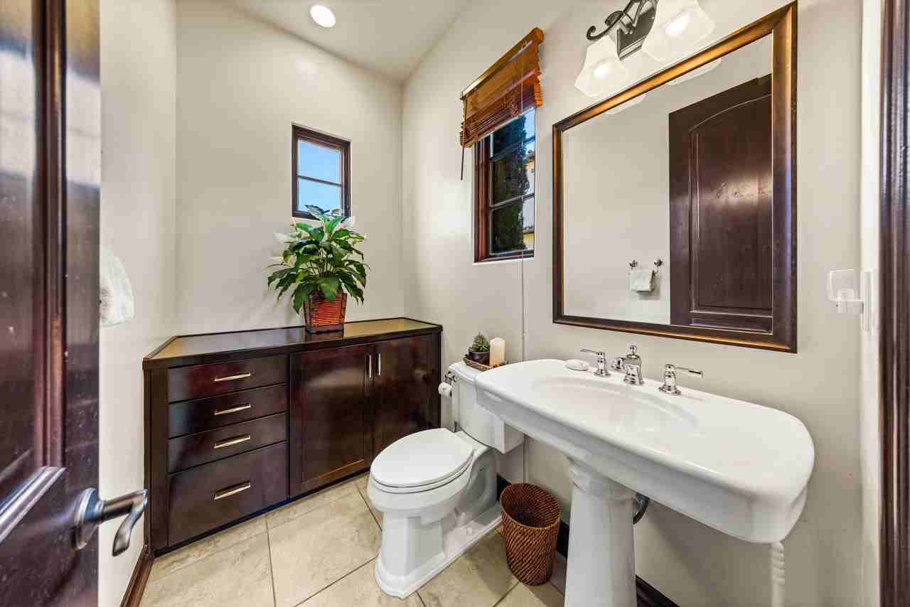 347 Island Oak Ln - Photo 7 of 29