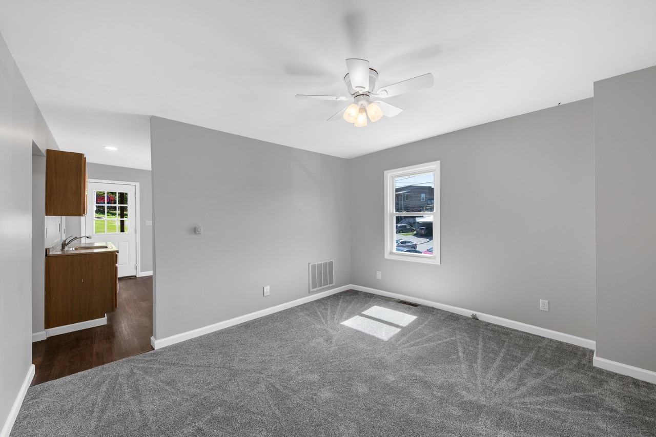 24 Malta Ave #4 - Photo 3 of 24