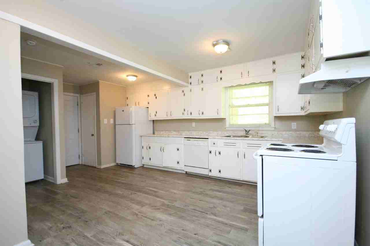 3715 Broadmor Rd Nw #COBR - Photo 4 of 18