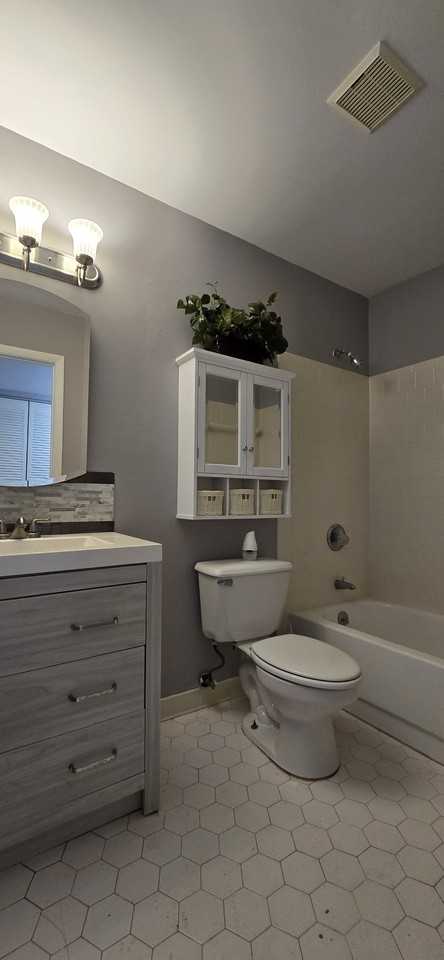 130 E Johnson Ave #1 - Photo 6 of 13