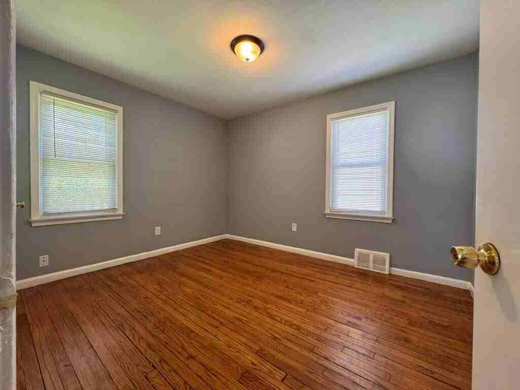 18327 Codding St - Photo 6 of 10