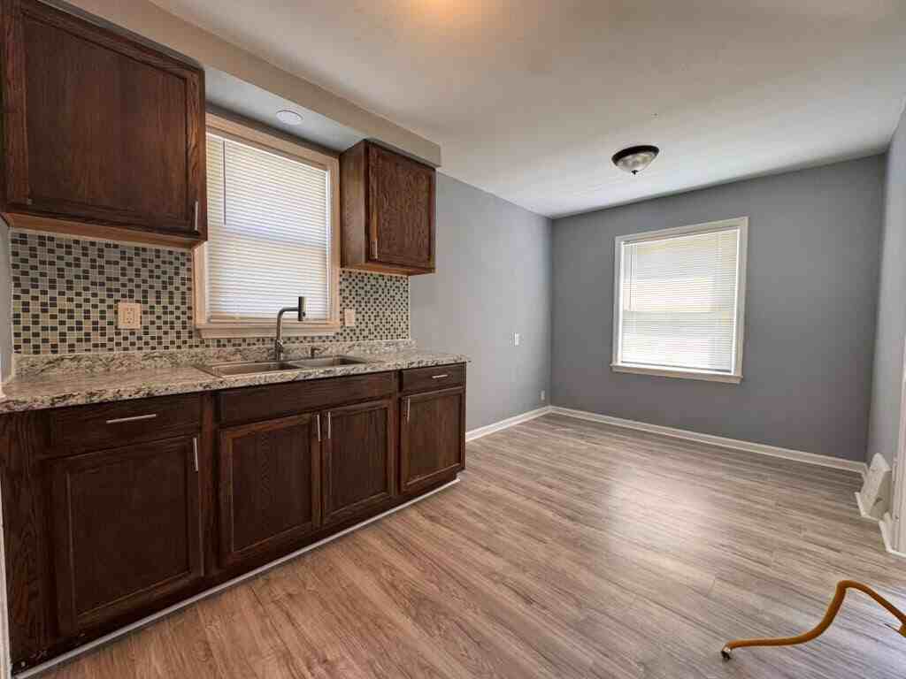 18327 Codding St - Photo 4 of 10